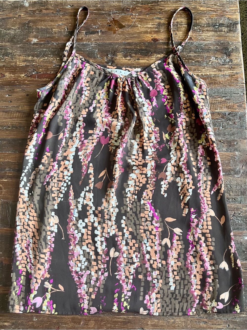 CAbi Women's Down-To-Earth Trellis Print
Camisole Tank Top Sz M EUC